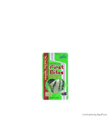 Hikari First Bites - 10 g - lassan süllyedő granulátum haleledel növendék halaknak