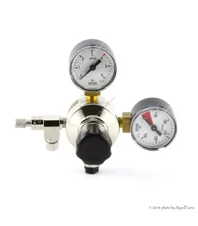 Oxyturbo CO2 reduktor tűszeleppel